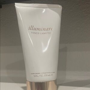Vince Camuto Illuminare Body Cream - Full bottle never opened